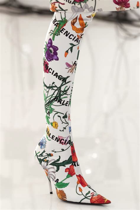 gucci balenciaga collab scarf